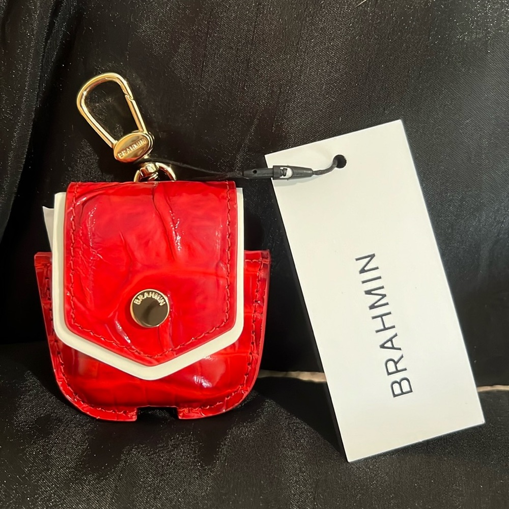 NWT Brahmin Brea “Carnation” Melbourne AirPod Clip On Case